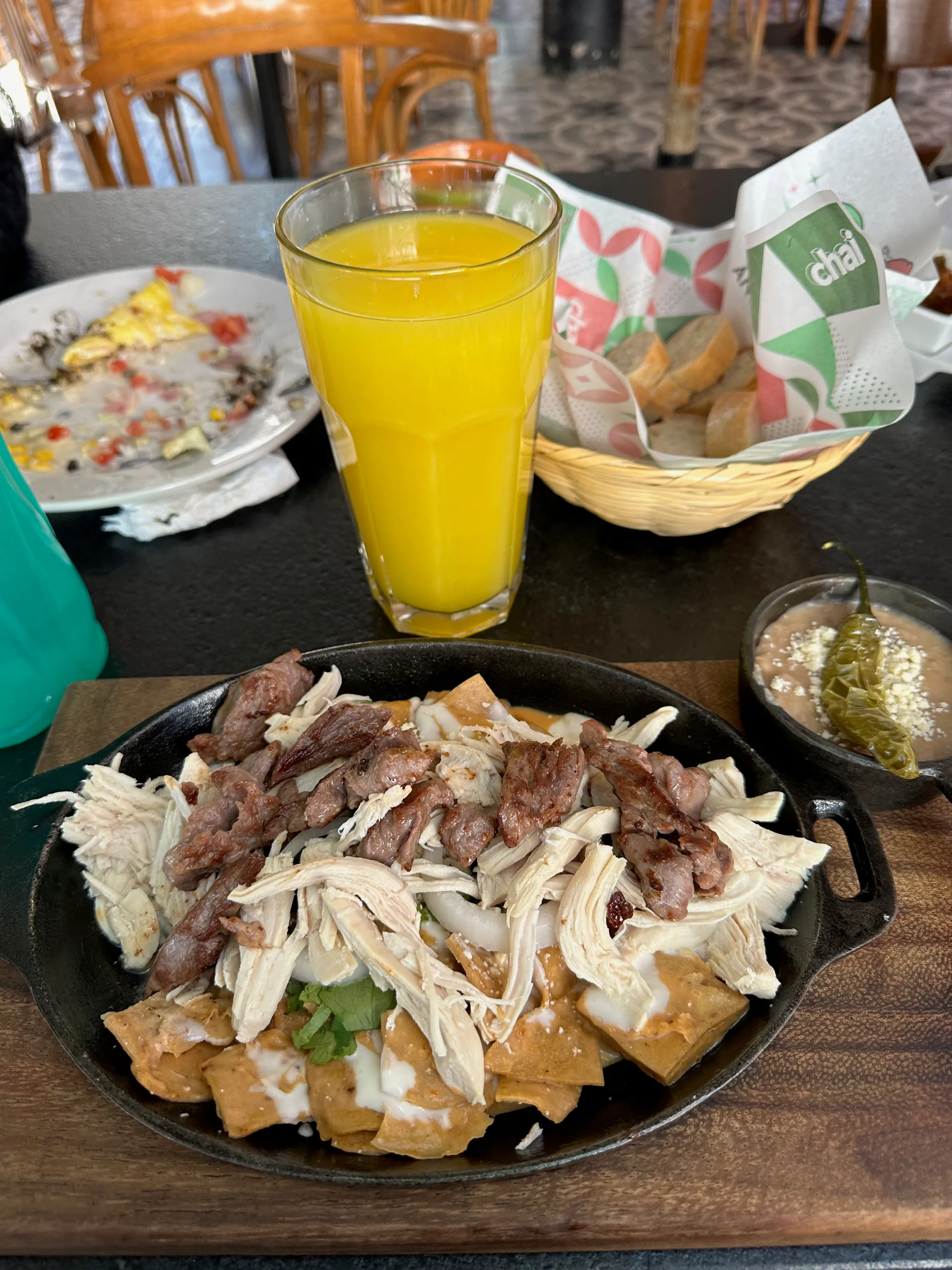 Avenida de las Rosas, Mexico