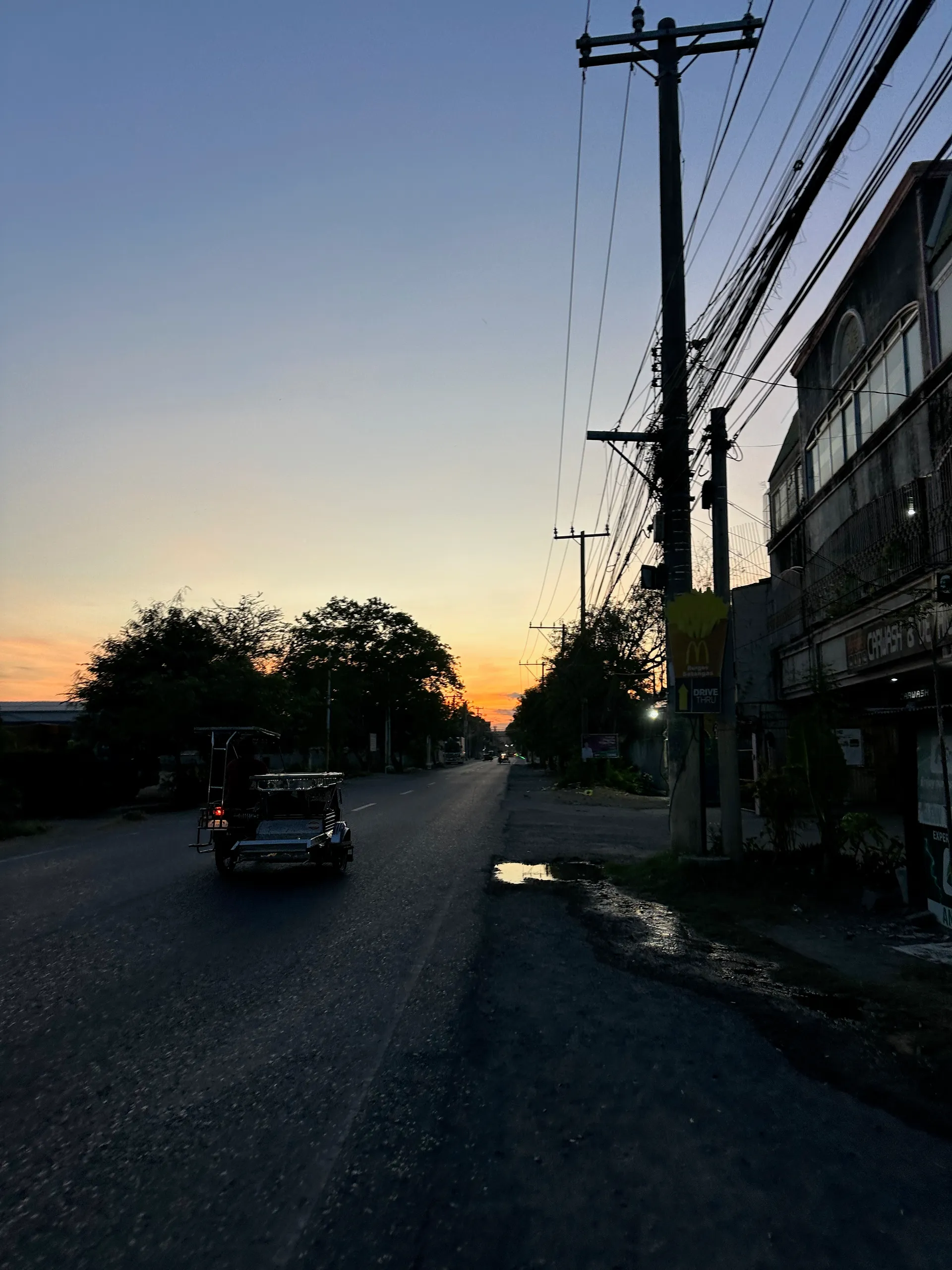 Rizal Avenue Extension, Philippines