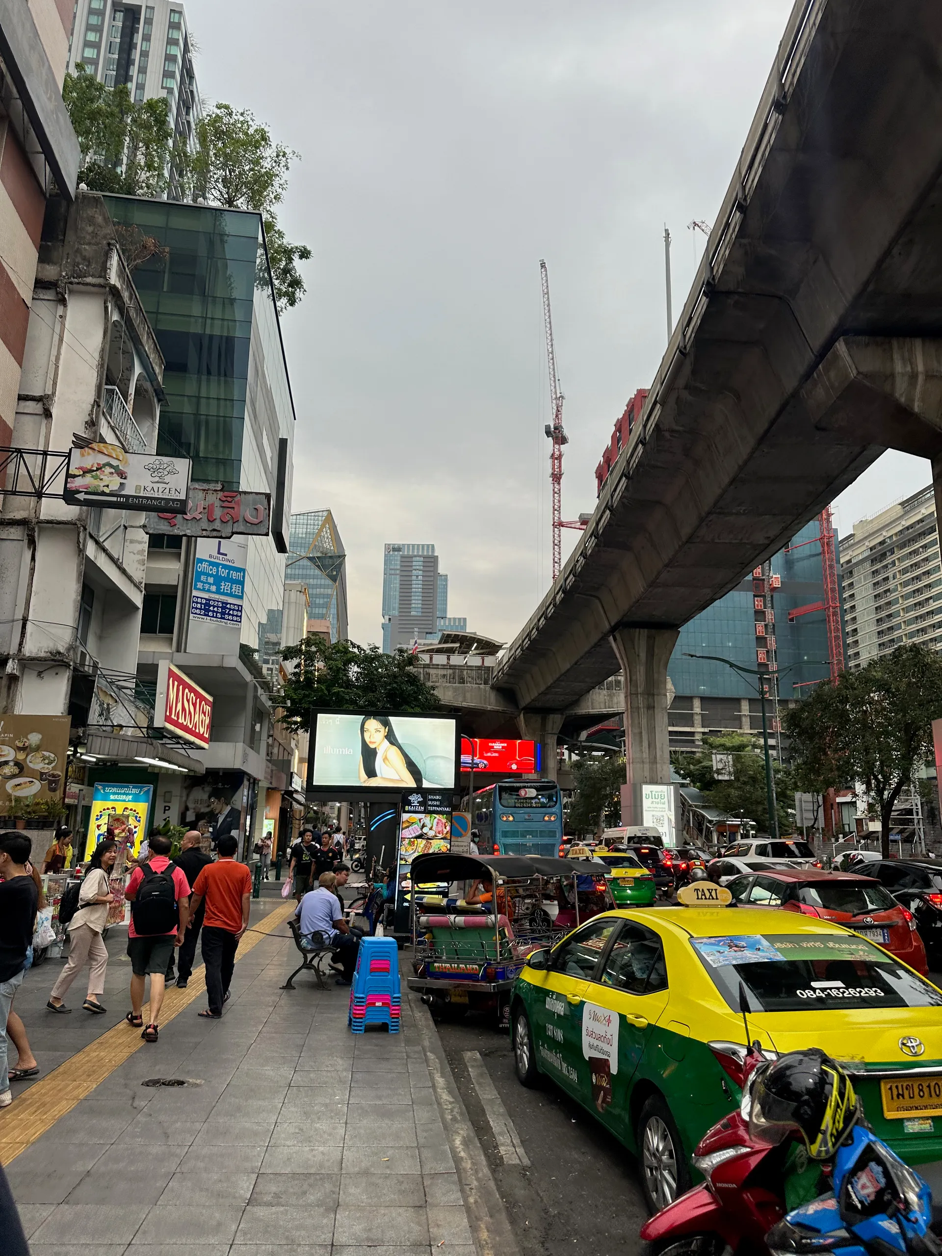 Phaya Thai Road, Thailand