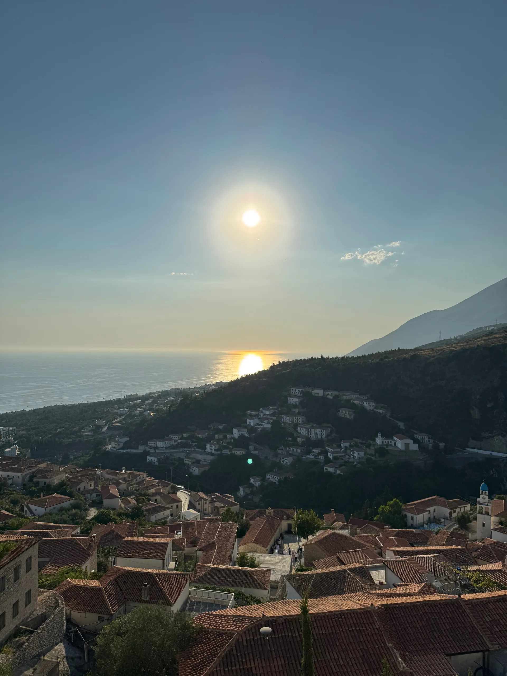 Rruga Vlladas, Albania