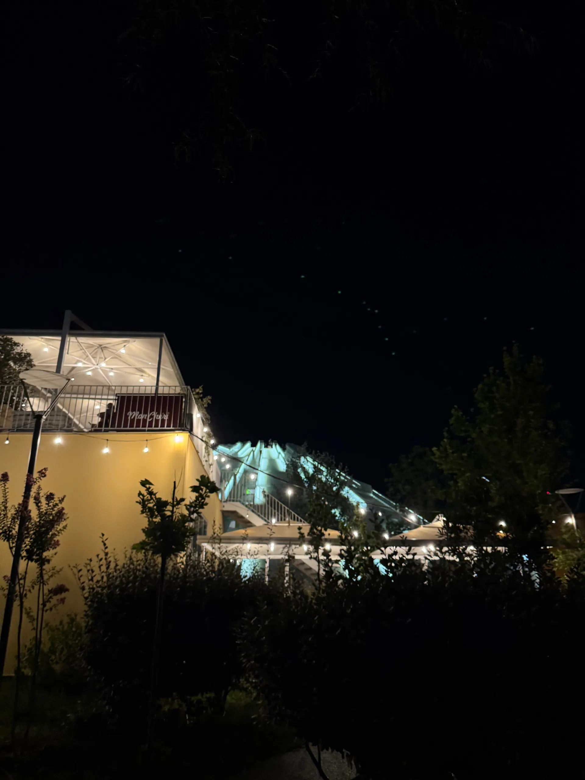 Mulliri, Albania