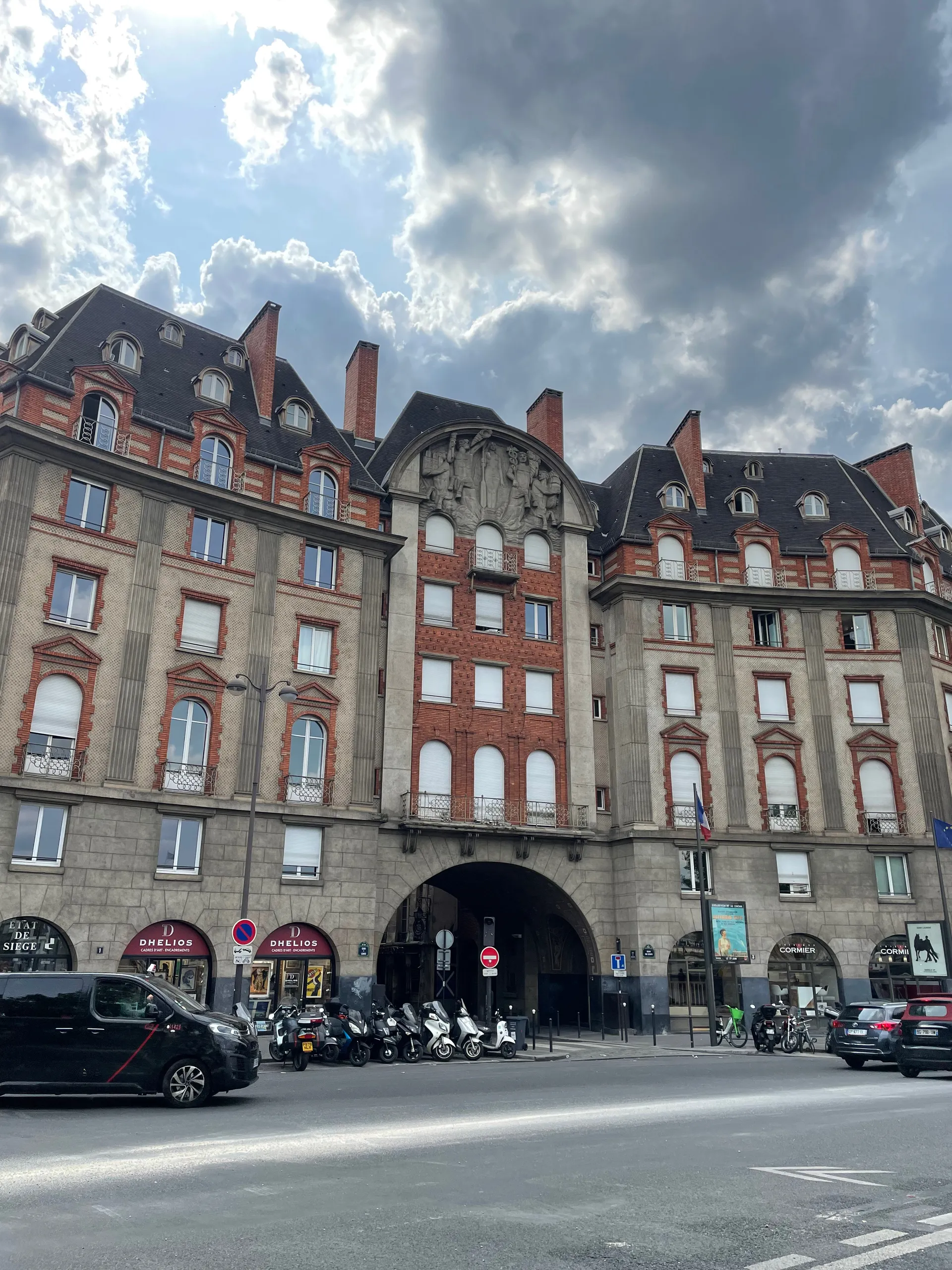 Quai des Grands Augustins, France