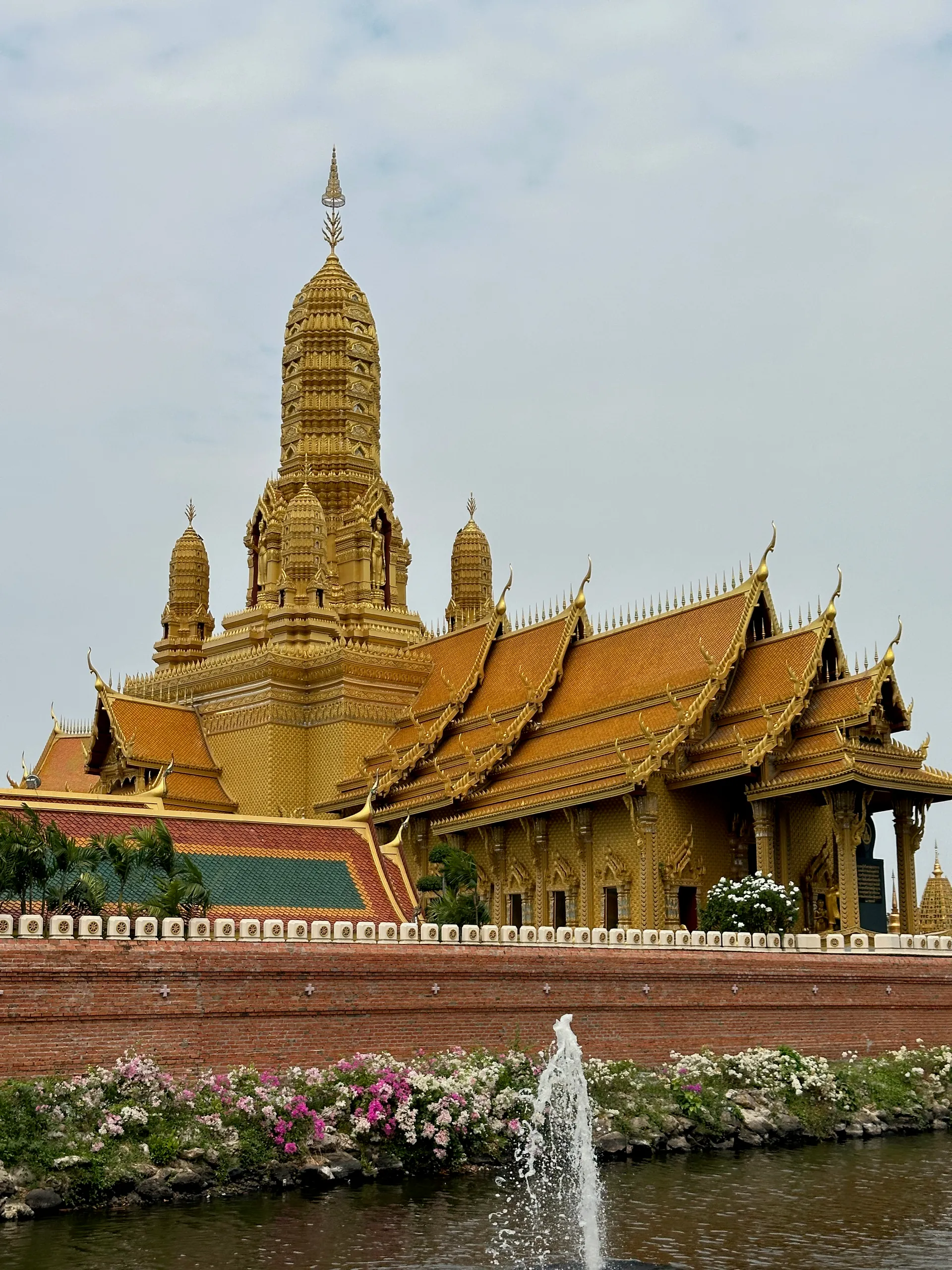 The Great Hall of Vajradhamma, Thailand
