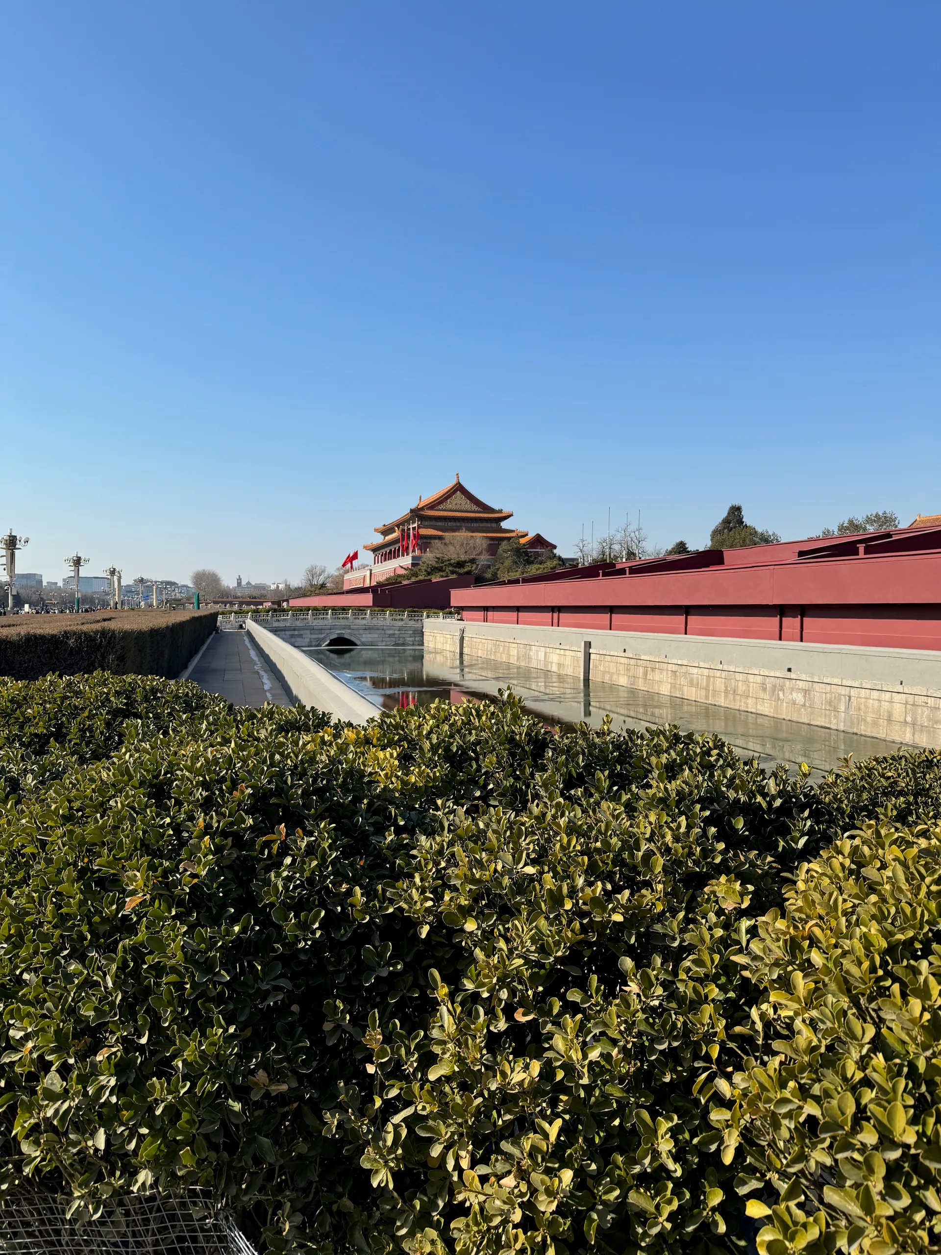 天安门东红墙安检02, China